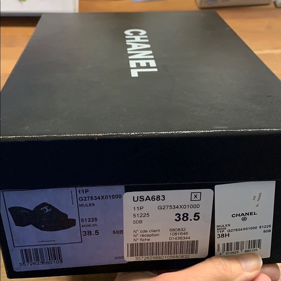 CHANEL Beige Mules-size 38.5 - Picture 9 of 16